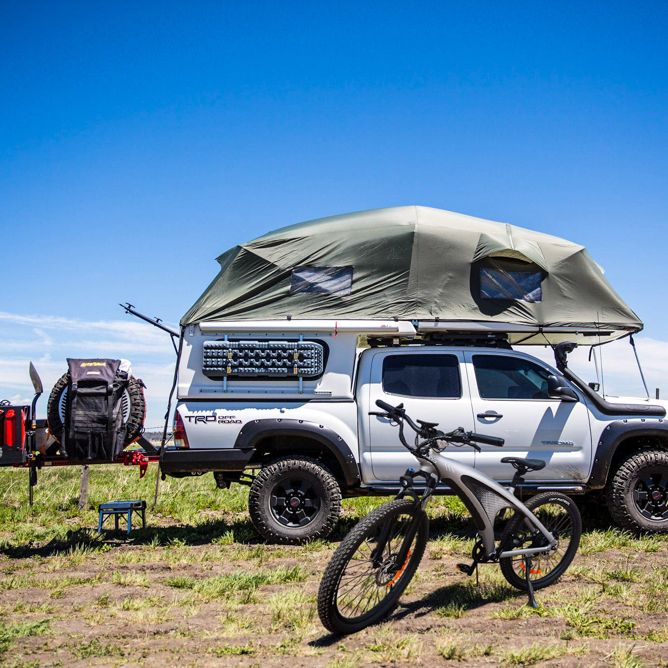 HXeBike Shark Mako Electric Mountain Bike